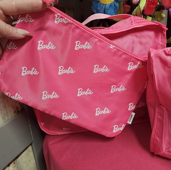 Barbie x Miniso The Barbie Collection Clothes Storage Bags (3pcs)Collection - Picture 16 of 16